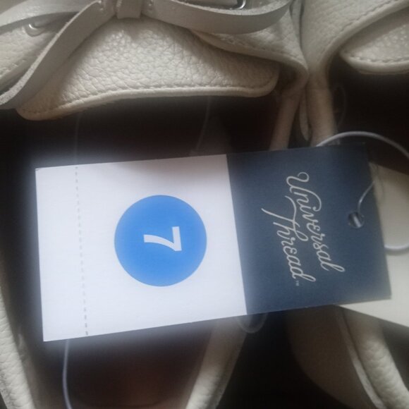 Universal Thread Loafer Flats/ NWT/ Never been worn - Picture 3 of 4